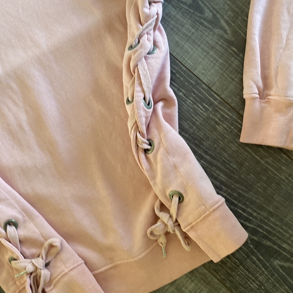 Sincerely Jules Sweatshirt - Picture 4 of 7